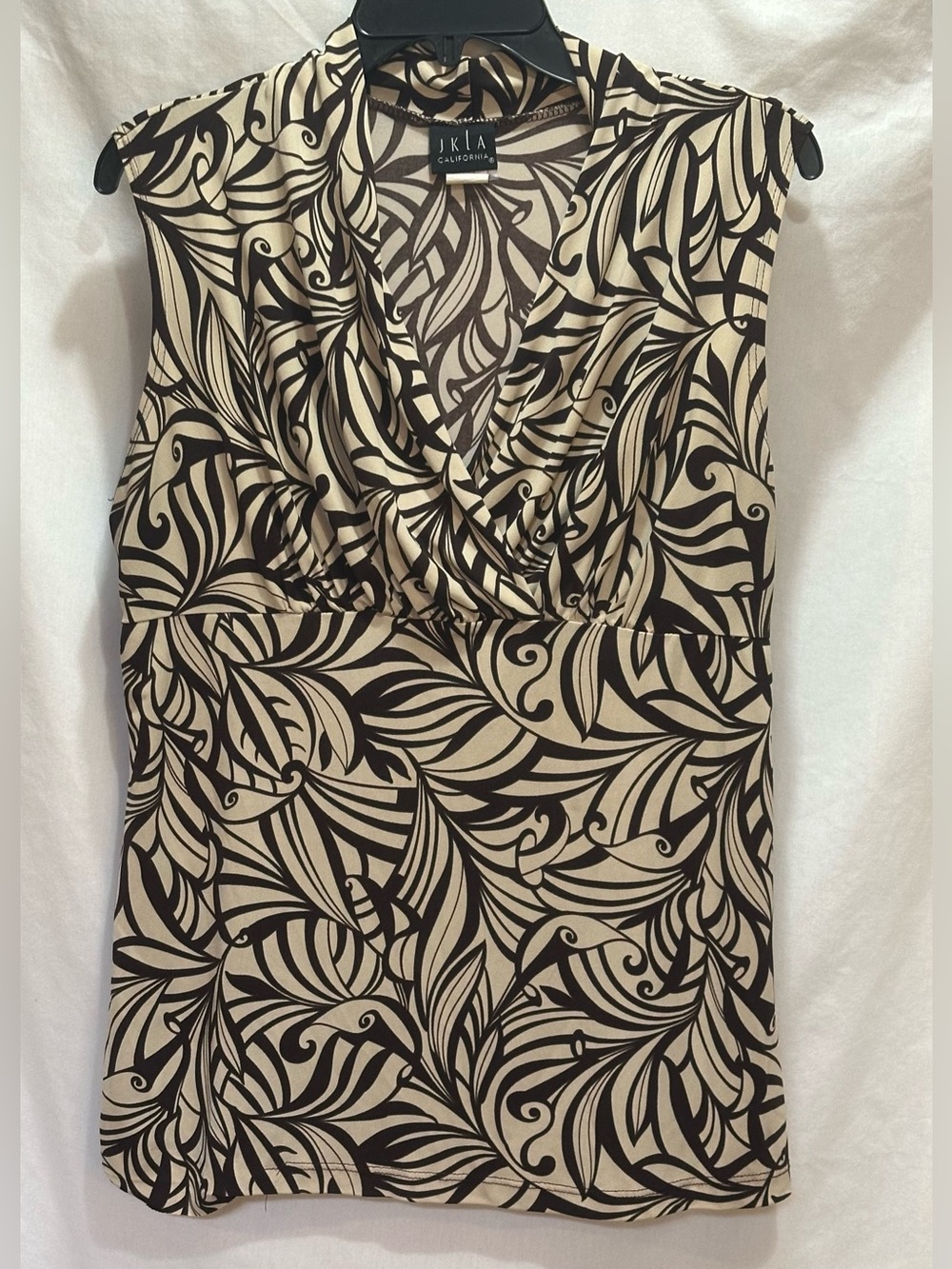 J.K. LA California Dark Brown& Cream Sleeveless V-Neck Camisole